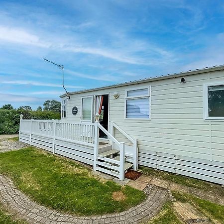 Great Dog Friendly Caravan To Hire With Field Views In Norfolk Ref 10132B Belton with Browston Exterior foto